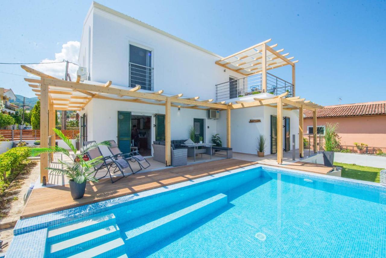 Acharavi Beach Villa Exteriör bild