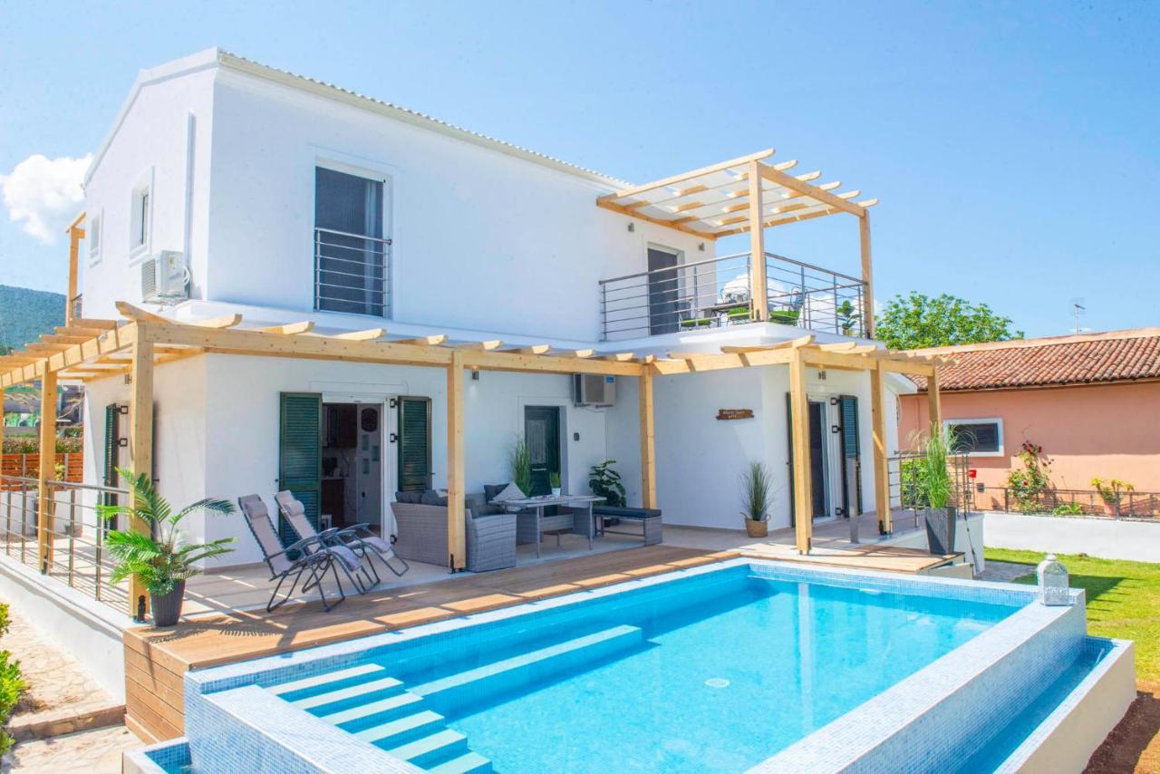 Acharavi Beach Villa Exteriör bild