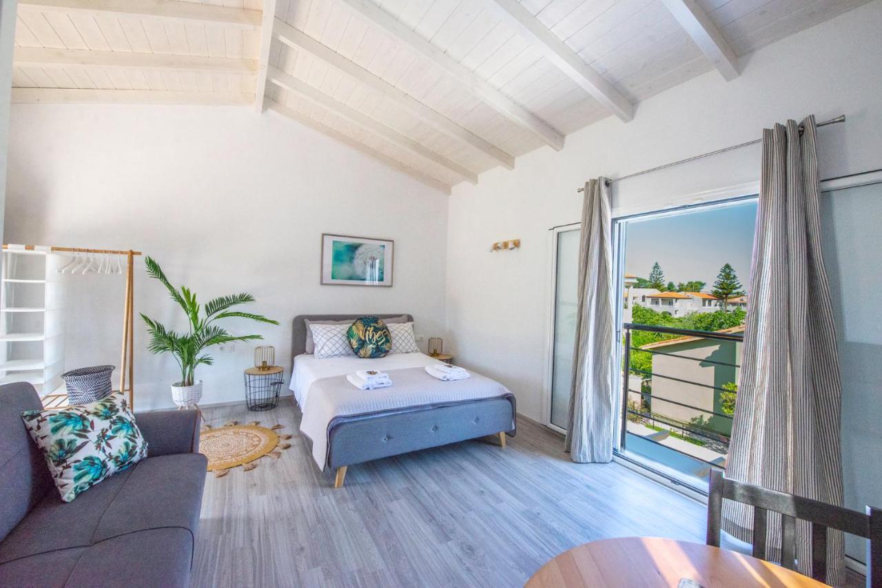 Acharavi Beach Villa Exteriör bild